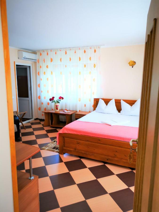 Casa Nelu Pescaru Hotel Mahmudia Buitenkant foto